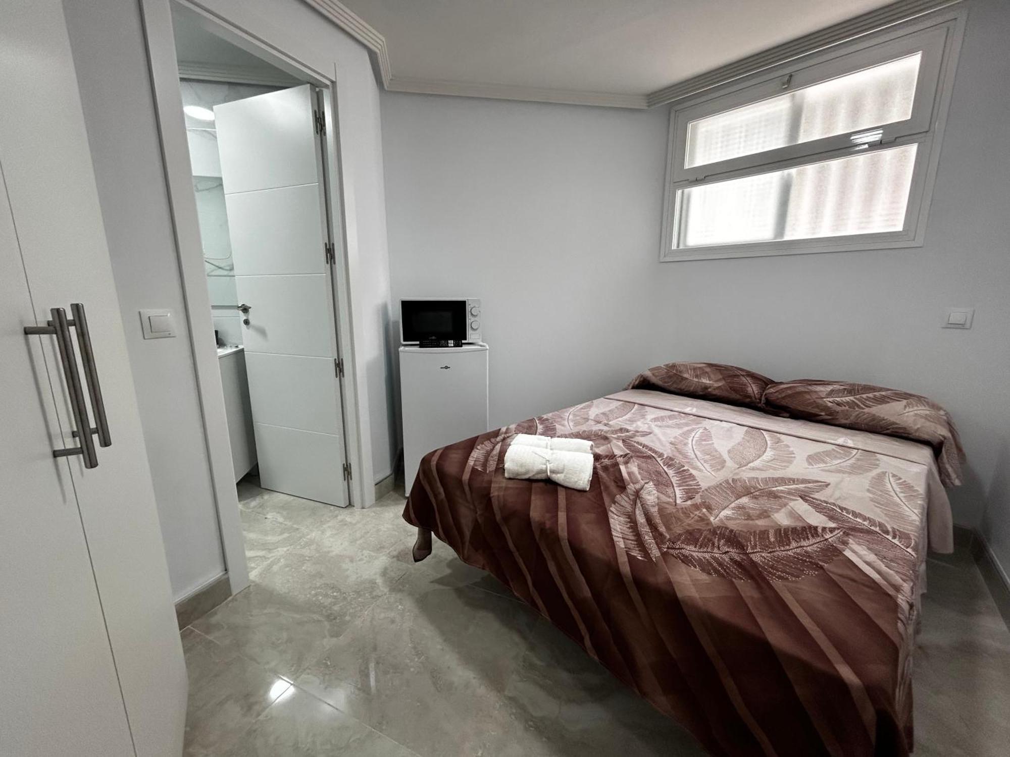 Habitaciones Doble Con Bano Privado En El Centro De Madrid Exterior photo