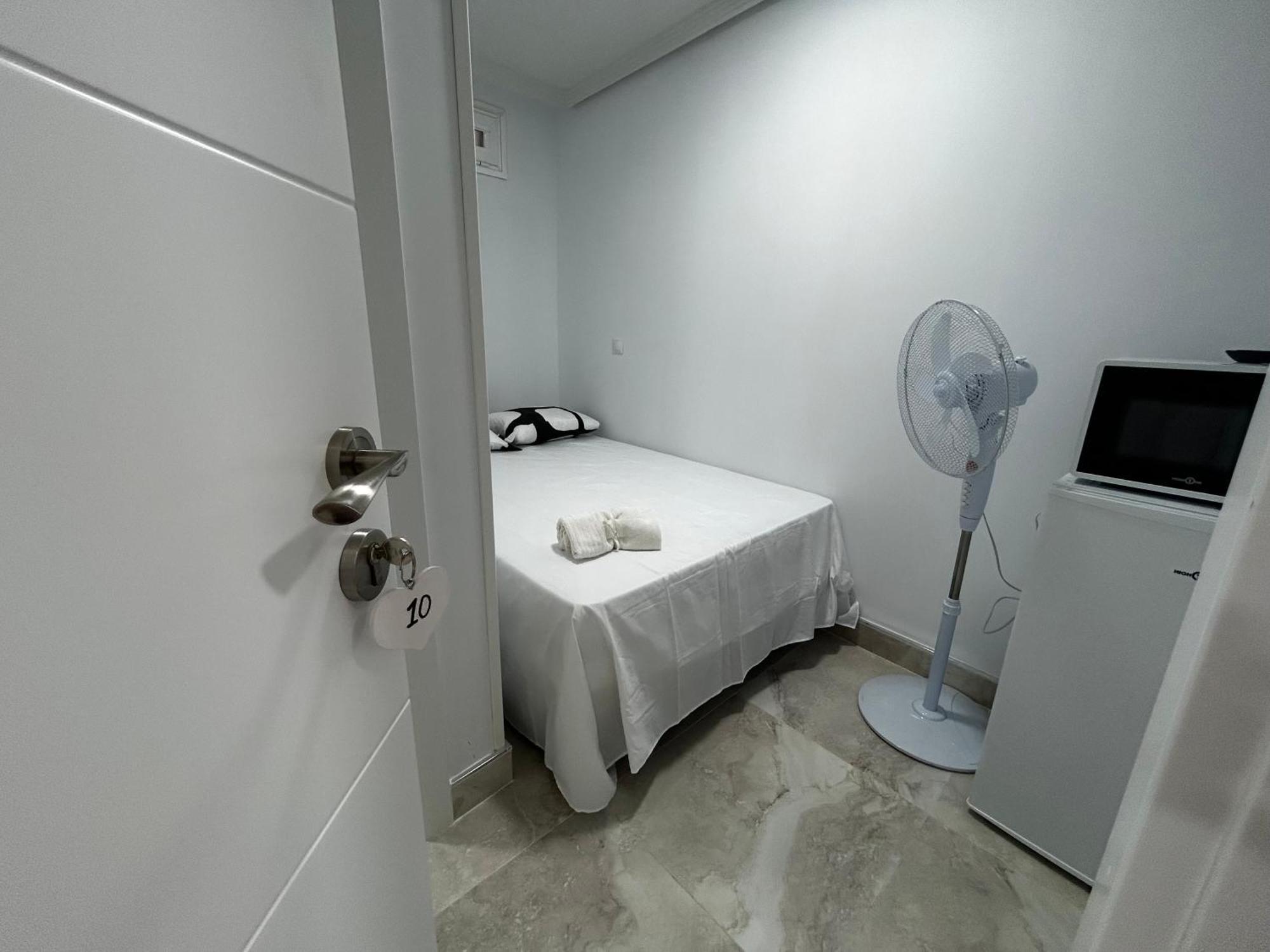 Habitaciones Doble Con Bano Privado En El Centro De Madrid Exterior photo