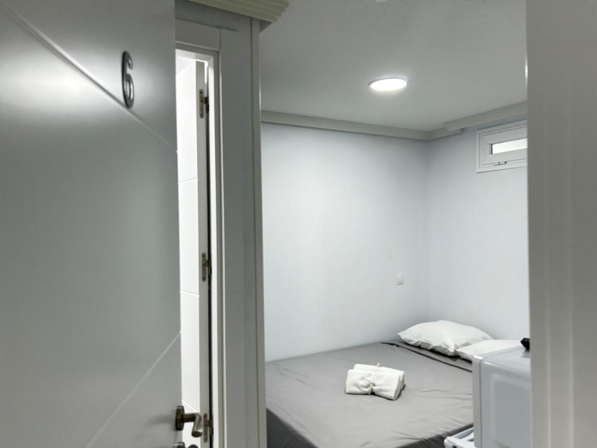 Habitaciones Doble Con Bano Privado En El Centro De Madrid Exterior photo