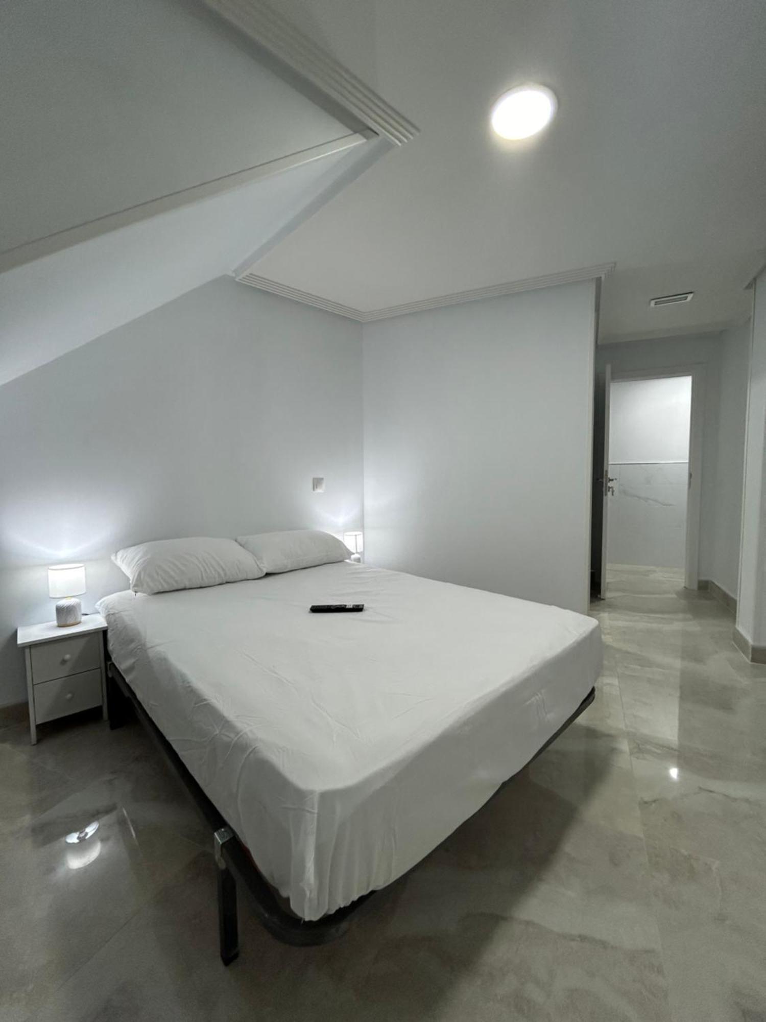 Habitaciones Doble Con Bano Privado En El Centro De Madrid Exterior photo